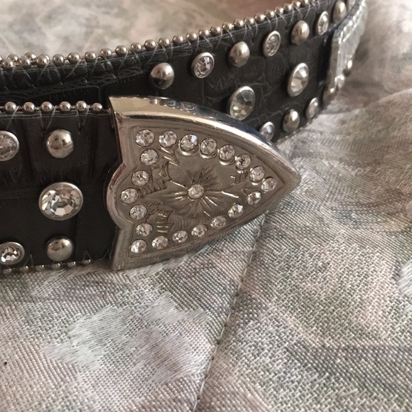 SOLD Nocona Women’s Belt - Picture 4 of 12